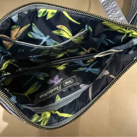 Lug Peekaboo Blue Silver Quilted Crossbody Bag with Modern Design - Picture 2 of 3